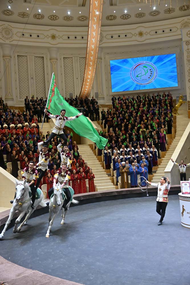 Ahalteke bedewleriniň dünýädäki şan-şöhraty belende galýar